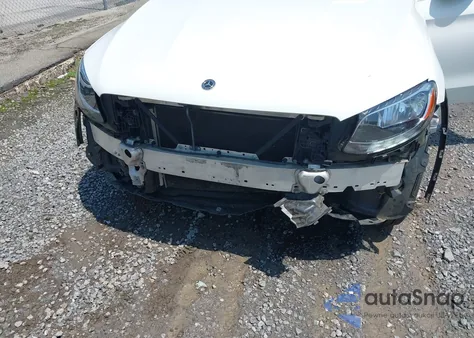 2018 Mercedes-Benz Glc 300 4Matic from USA, damaged, VIN WDC0G4KB3JV014023